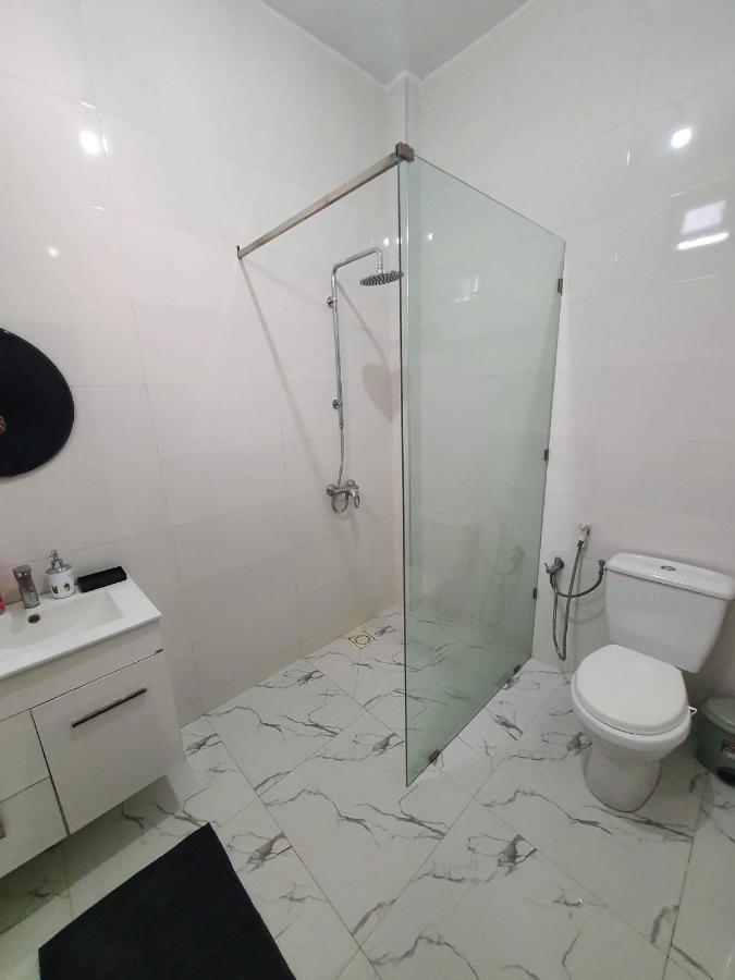 La Baraka, Extravagant Villa For 8 With Pool In Saly Gandigal Bagian luar foto
