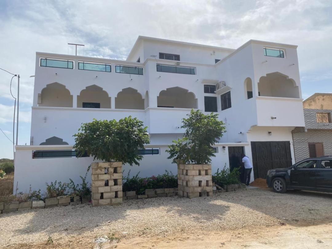 La Baraka, Extravagant Villa For 8 With Pool In Saly Gandigal Bagian luar foto