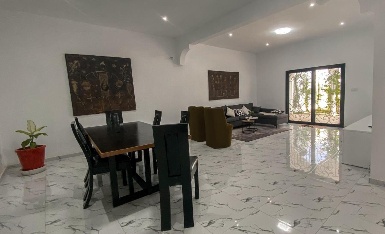 La Baraka, Extravagant Villa For 8 With Pool In Saly Gandigal Bagian luar foto