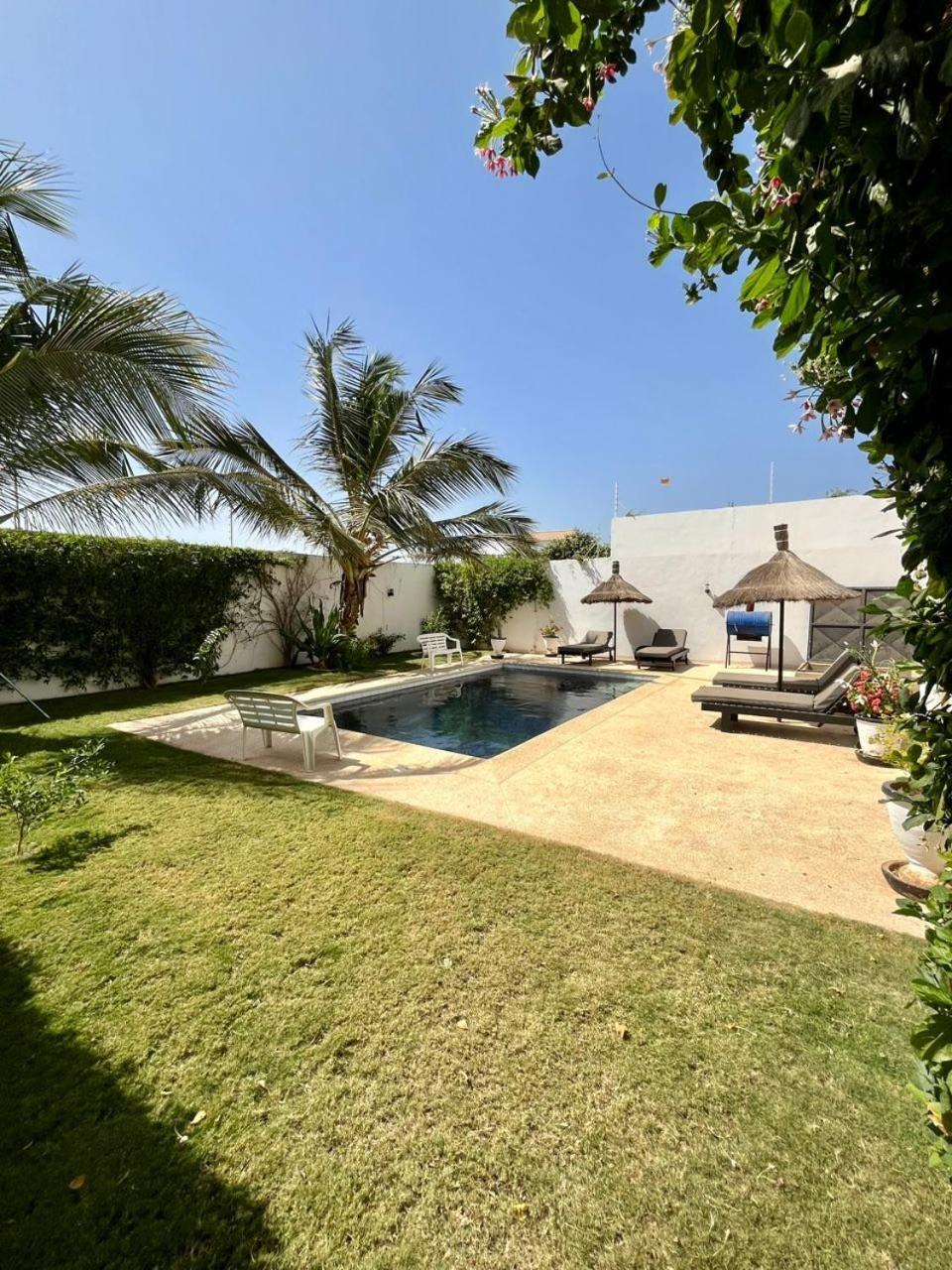 La Baraka, Extravagant Villa For 8 With Pool In Saly Gandigal Bagian luar foto