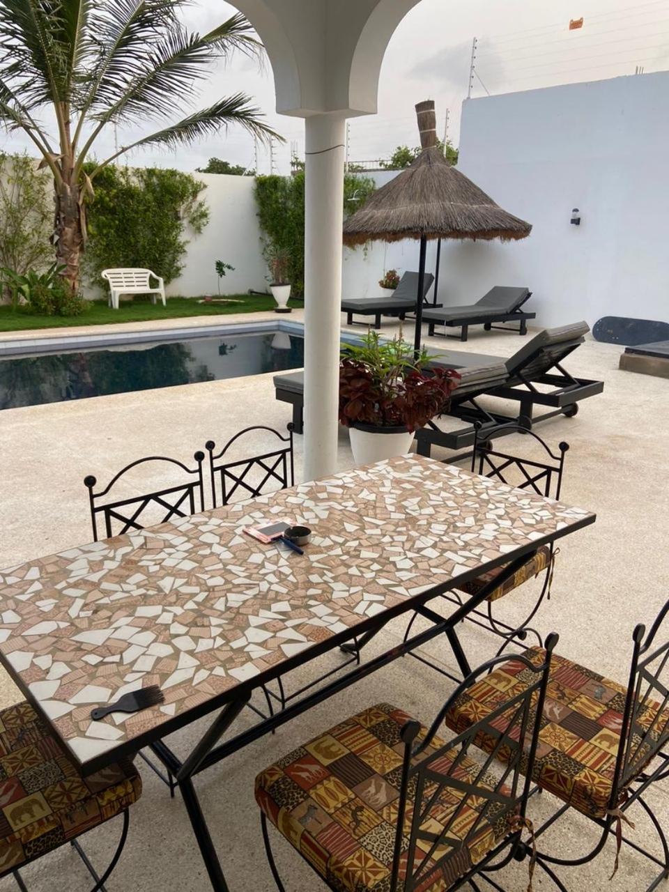 La Baraka, Extravagant Villa For 8 With Pool In Saly Gandigal Bagian luar foto